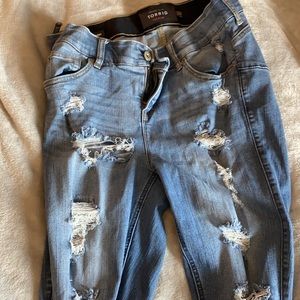 Torrid 14 tall bombshell ripped skinny jeans